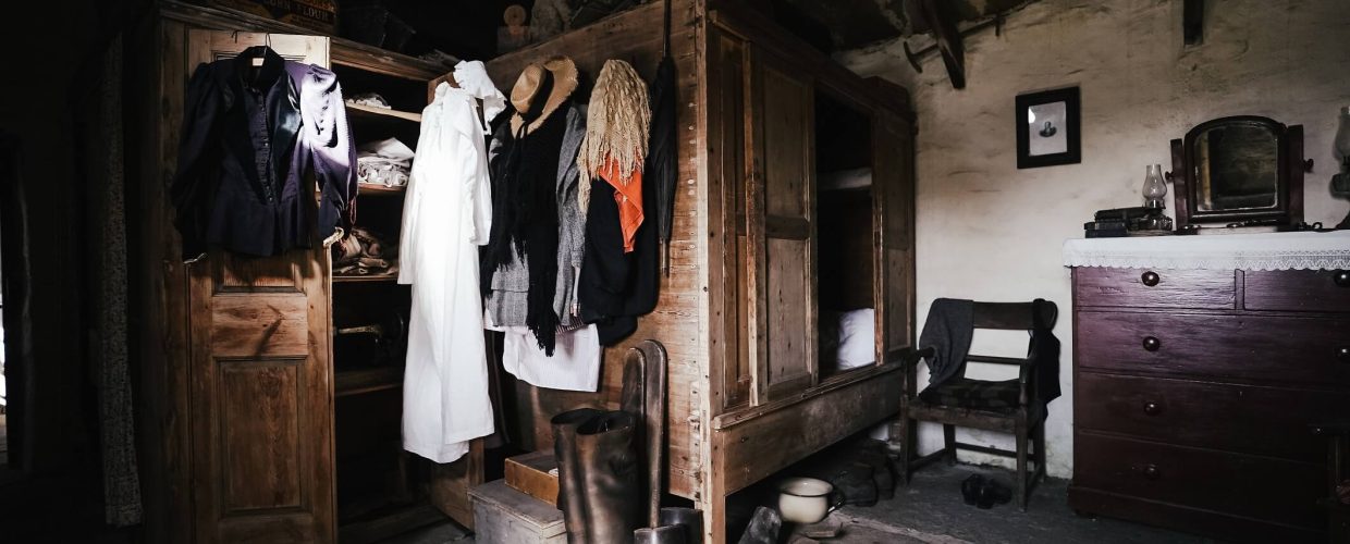 Inside Corrigall Farm Musuem Bedroom